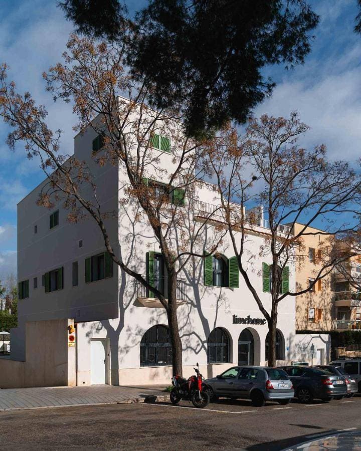Limehome Palma Marina 1