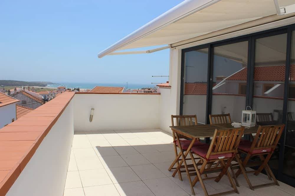 Apartment-Ensuite-Terrasse-Furnas 1