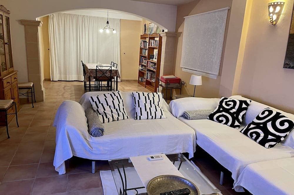 Foto 12 von 30: Wohnung, 100 m zum Meer, hell+geräumig, komplett ausgestattet, Klimaanlage, WLAN