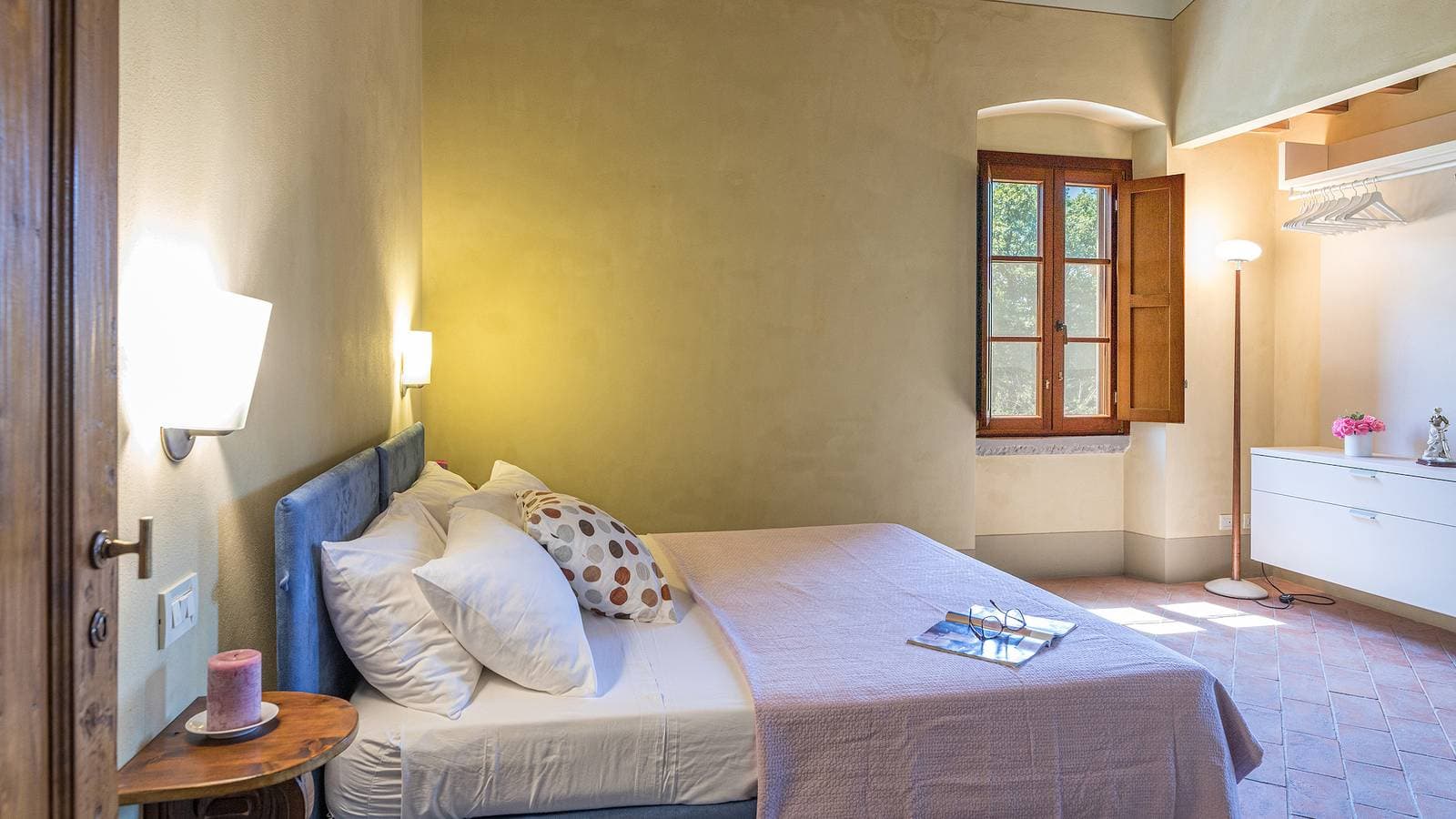 Foto 8 von 44: Villa für 10 Personen mit Garten