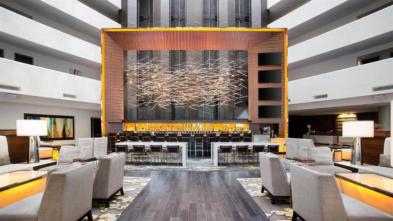 Foto 3 von 36: Hilton McLean Tysons Corner