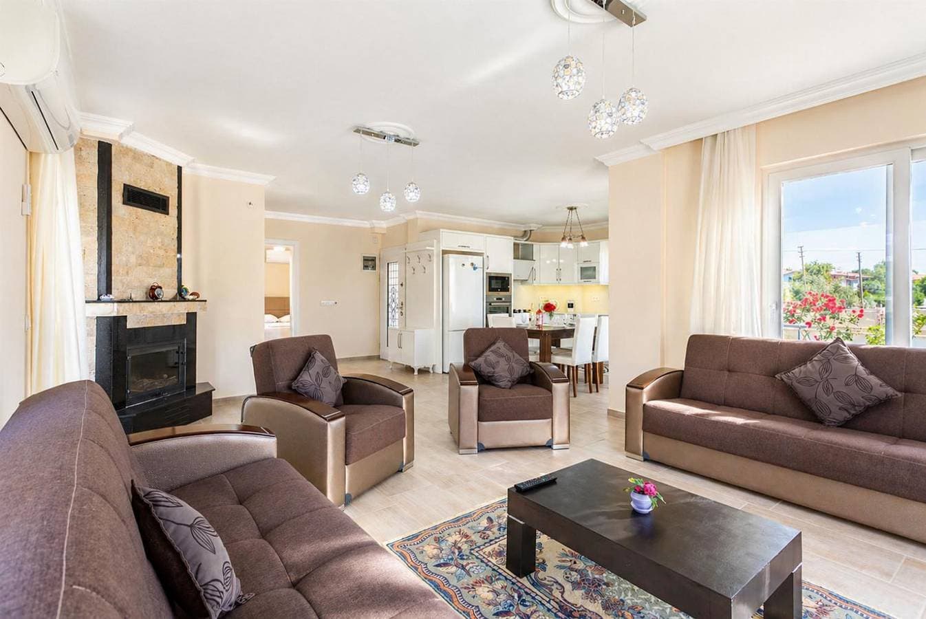 Foto 5 von 28: Villa für 8 Personen mit Terrasse