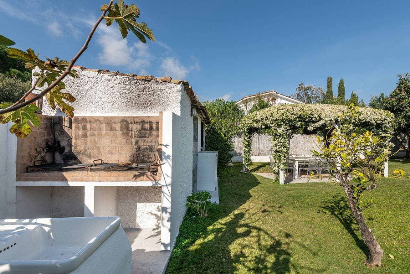 Foto 7 von 57: Villa für 10 Personen mit Balkon/Terrasse
