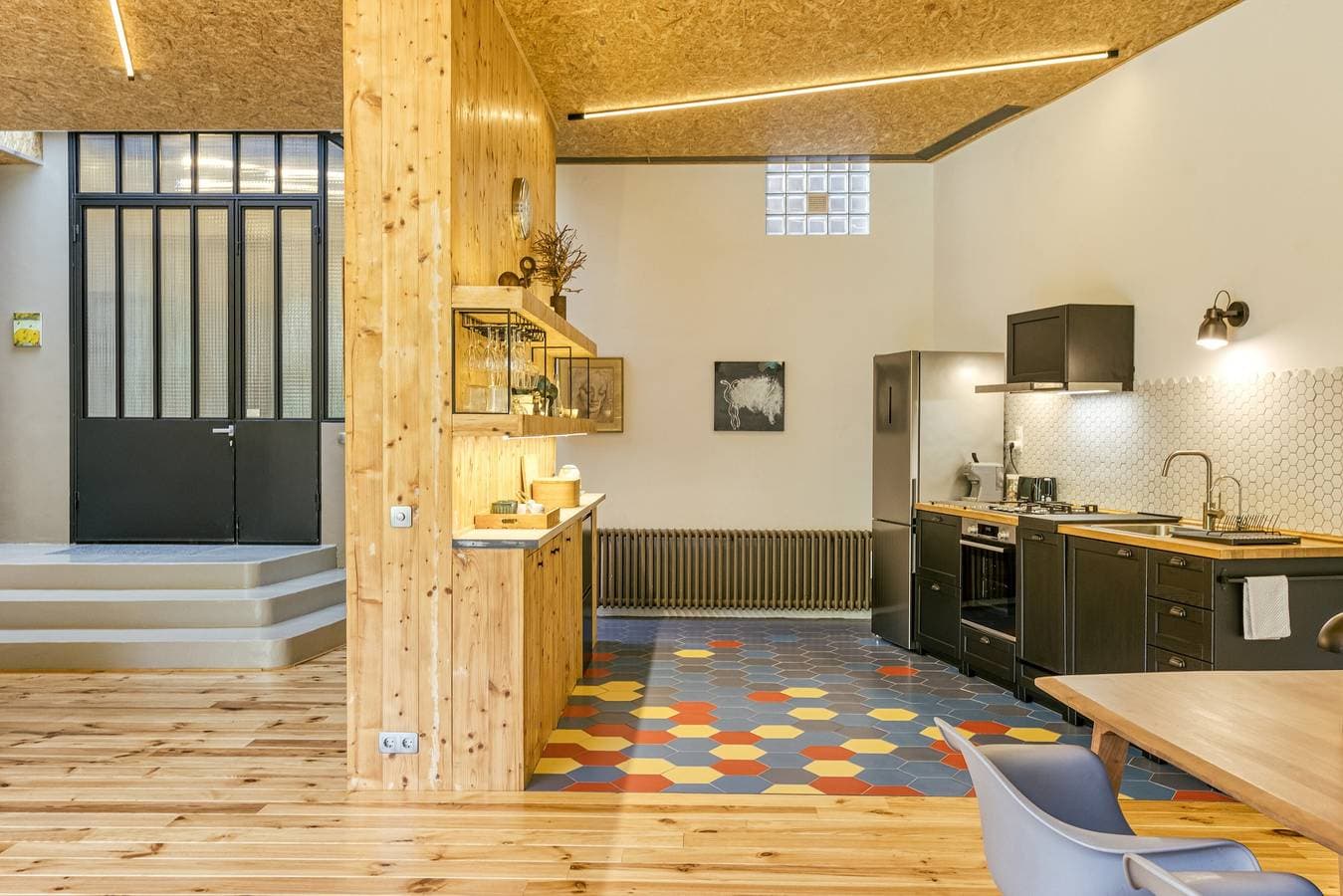 Foto 9 von 32: Espai Temps – Art Home: Geräumiges Loft mit Terrasse im Herzen des Ampurdán