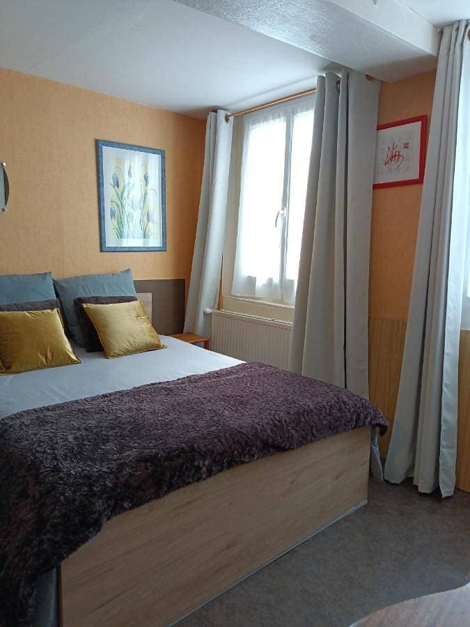 Chambre dans le centre historique 1