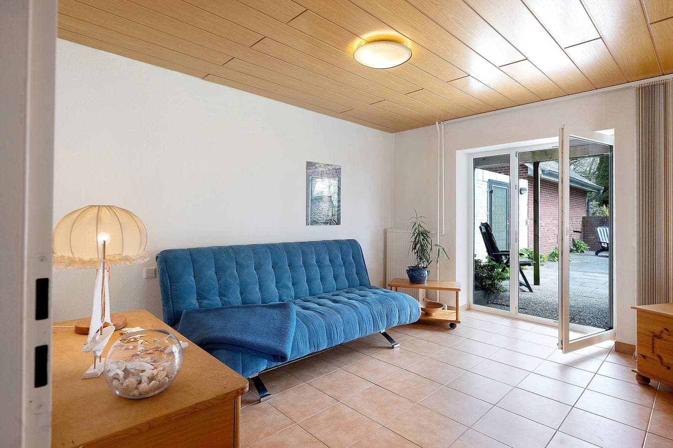 Foto 11 von 45: Ferienwohnung 'Ella Walter, Kiek in' mit Privatterrasse, großem Garten