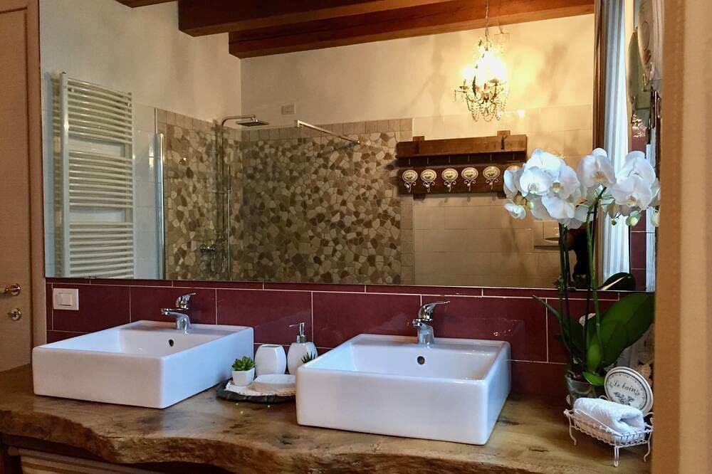 Foto 6 von 30: Verona, Wohnung mit Veranda und Garten, in singleHaus, interner Parkplatz