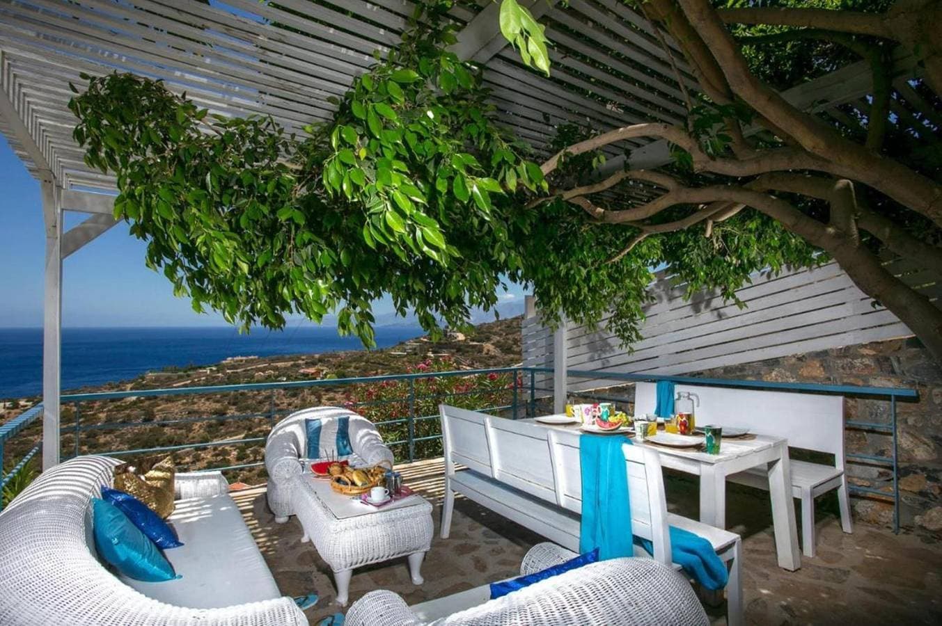 Foto 3 von 32: Villa für 6 Personen mit Terrasse