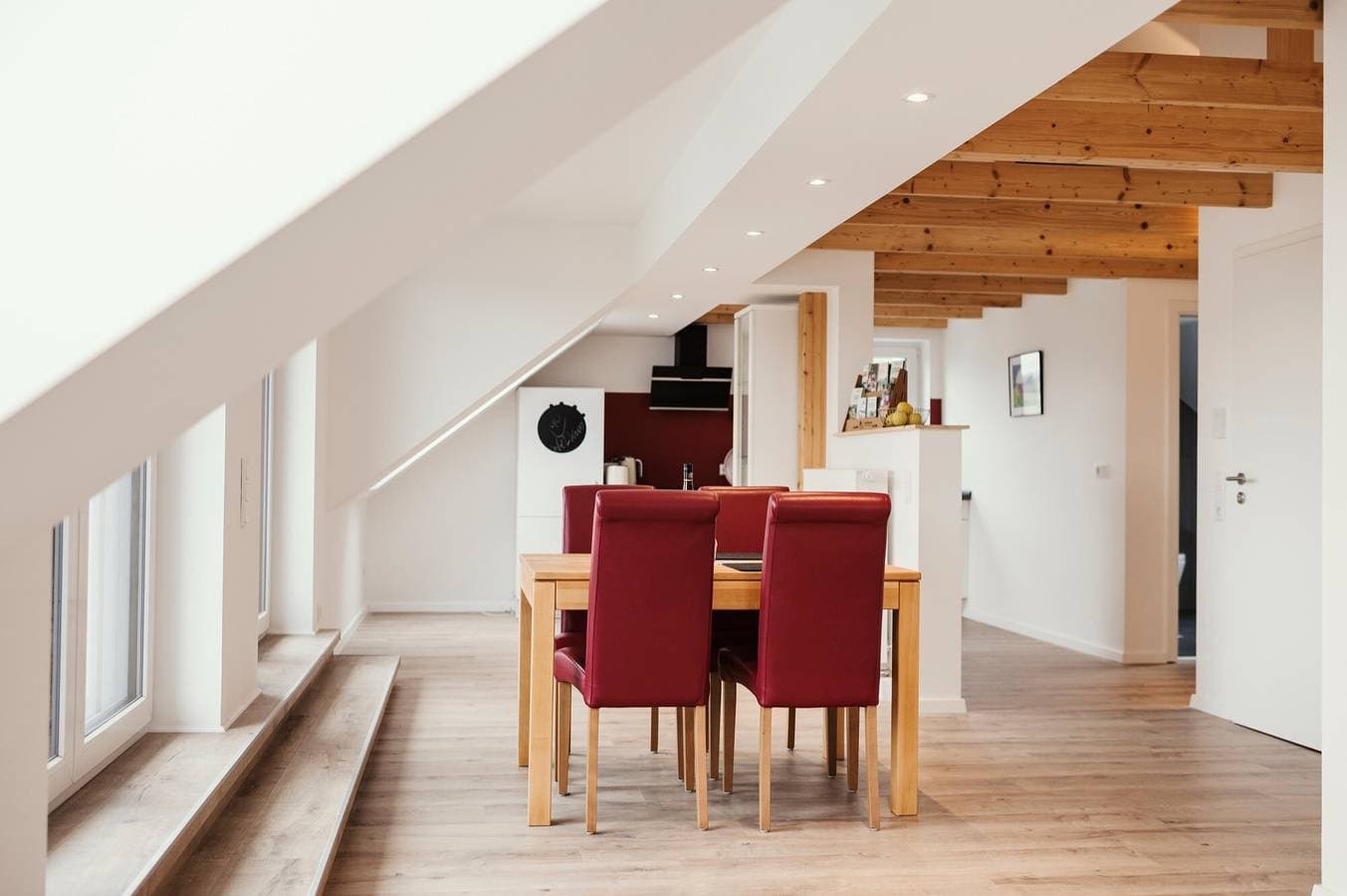 Foto 5 von 19: Ferienwohnung 'Habichthorst' mit großer Loggia und Gemeinschaftsgarten, herrlicher Ausblick