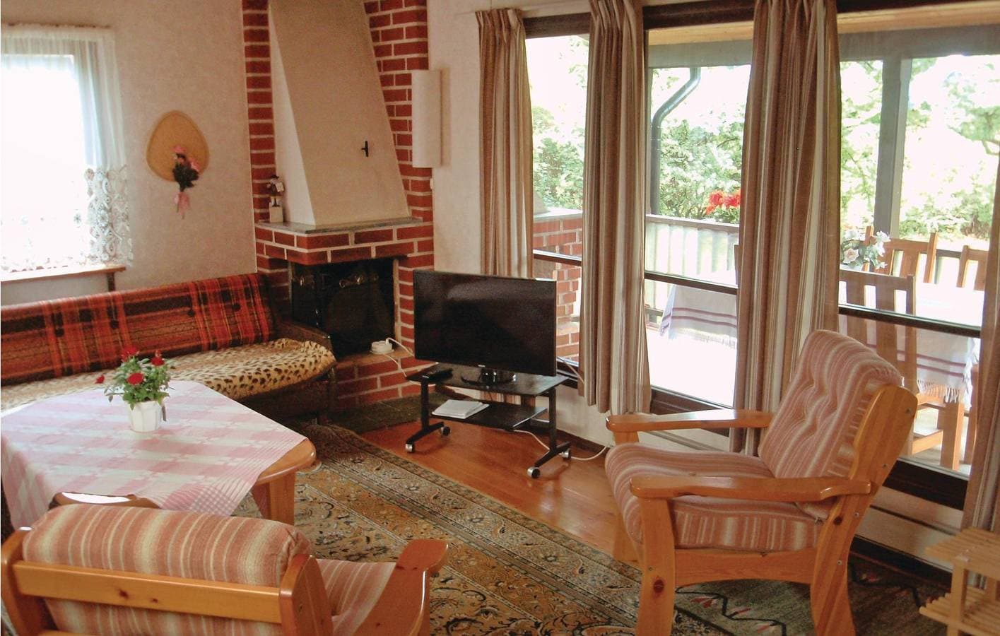 Foto 7 von 14: Ferienhaus für 6 Personen mit Terrasse
