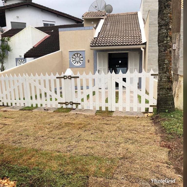 Foto 7 von 19: Haus vor dem Strand Sununga, für Familien geeignet. komplette Struktur