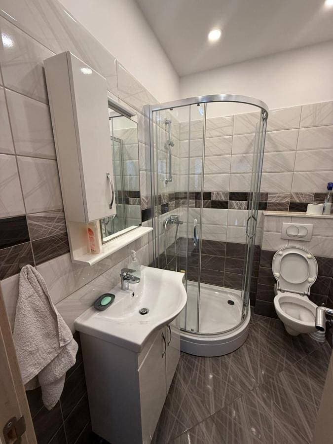 Foto 5 von 8: One-Bedroom Apartment