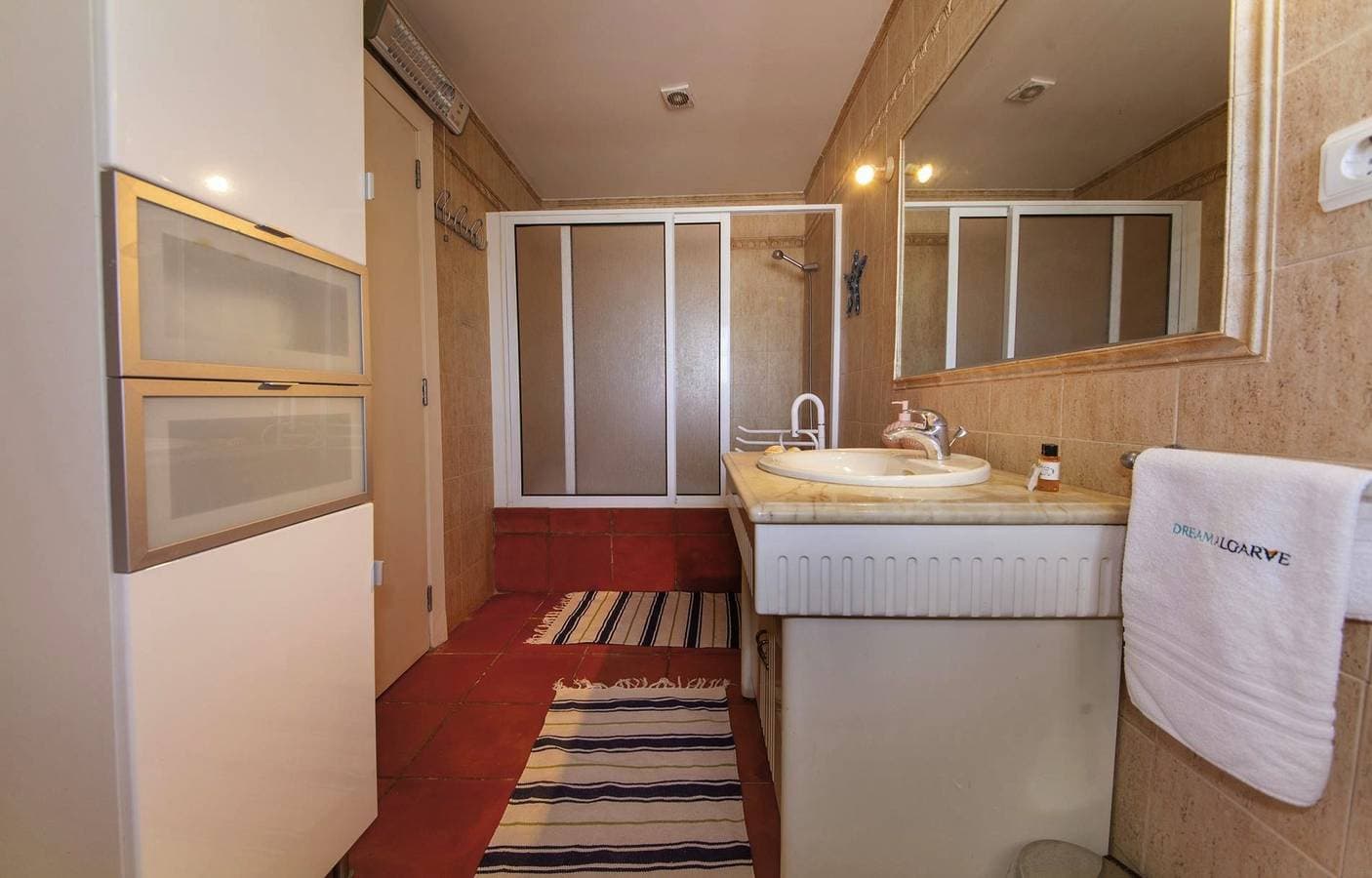 Foto 13 von 25: Ferienwohnung für 4 Personen mit Terrasse