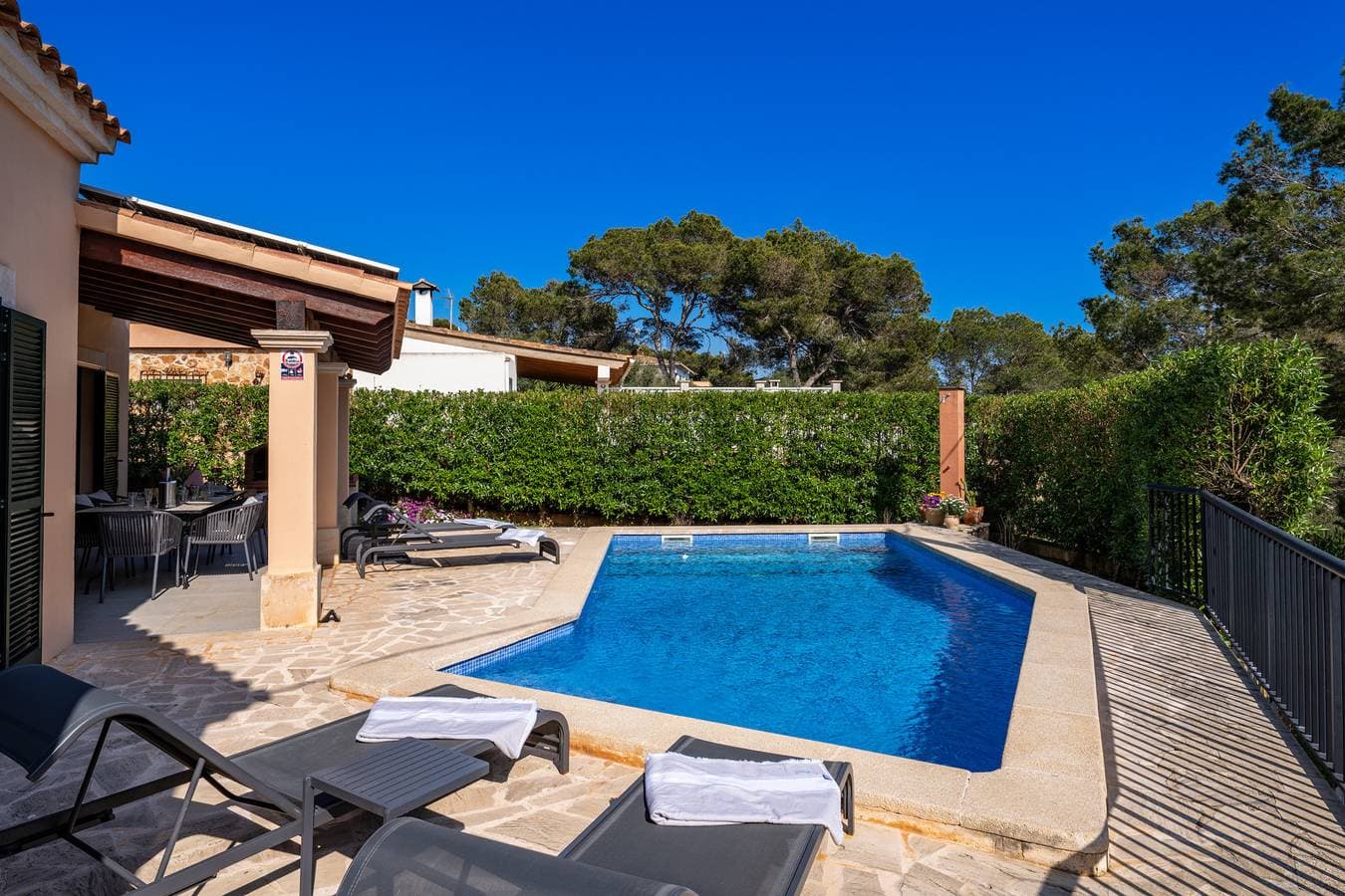 Foto 3 von 30: Villa Esquina in Son Mojer-Cala Santanyí, in Strandnähe, mit Pool und Wifi