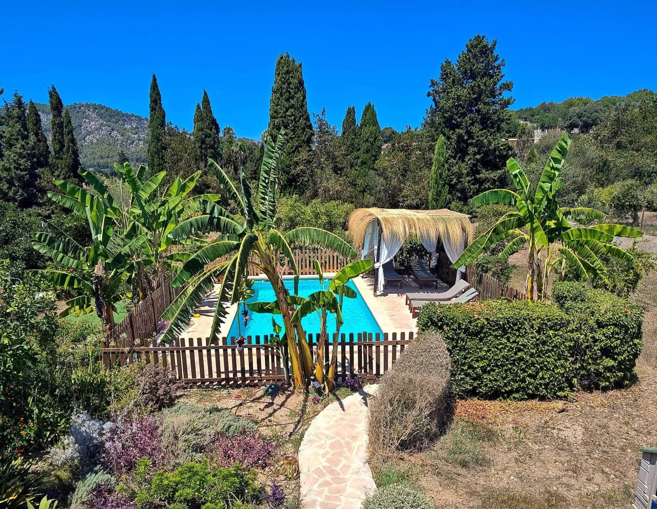 Foto 3 von 39: Ferienhaus 'S'abeurada mit Pool in Sóller', Bergblick, WLAN & Klimaanlage