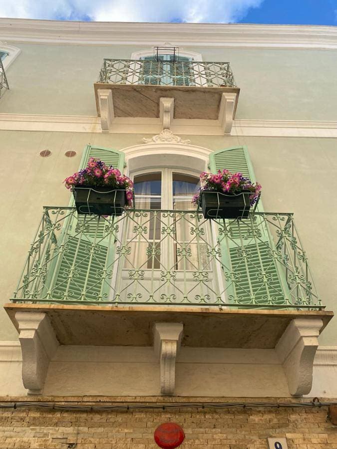 Foto 2 von 28: Double Room with Balcony