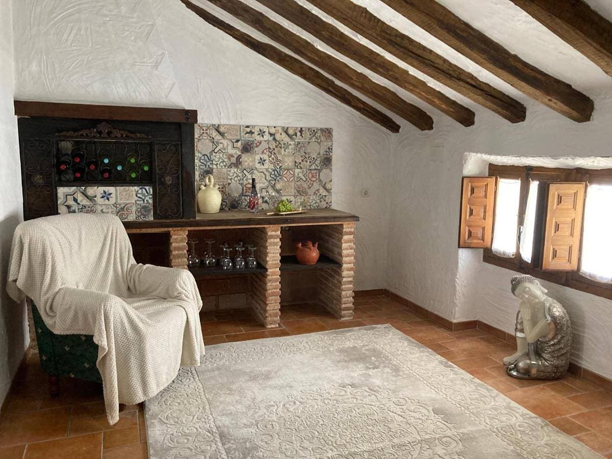 Foto 4 von 17: Three-Bedroom House