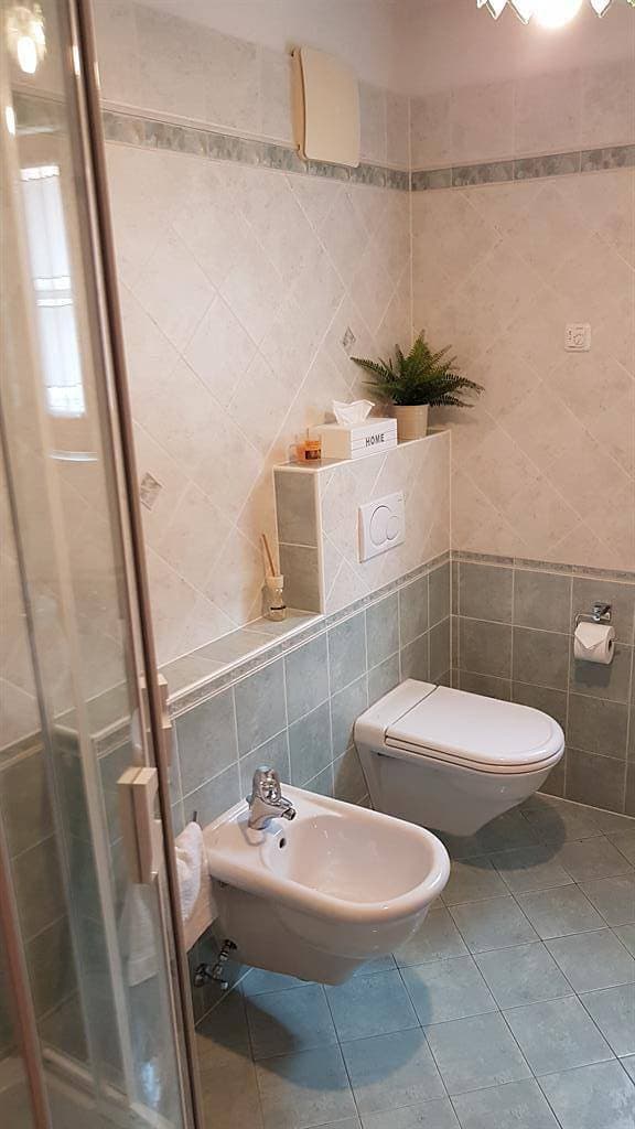 Foto 3 von 13: Appartement/Fewo, Dusche oder Bad, Wc, 1 Schlafrau