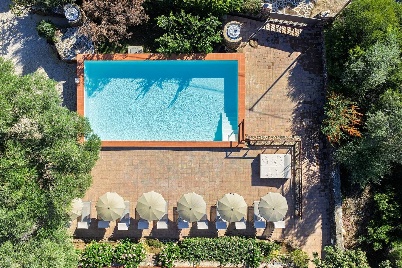 Foto 3 von 34: Ferienwohnung 'mamuthones' mit Meerblick, WLAN, Terrasse und Gemeinschaftspool