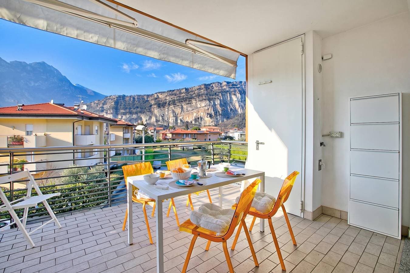 Torbolino - Apt with Balcony. Pool & Views 1