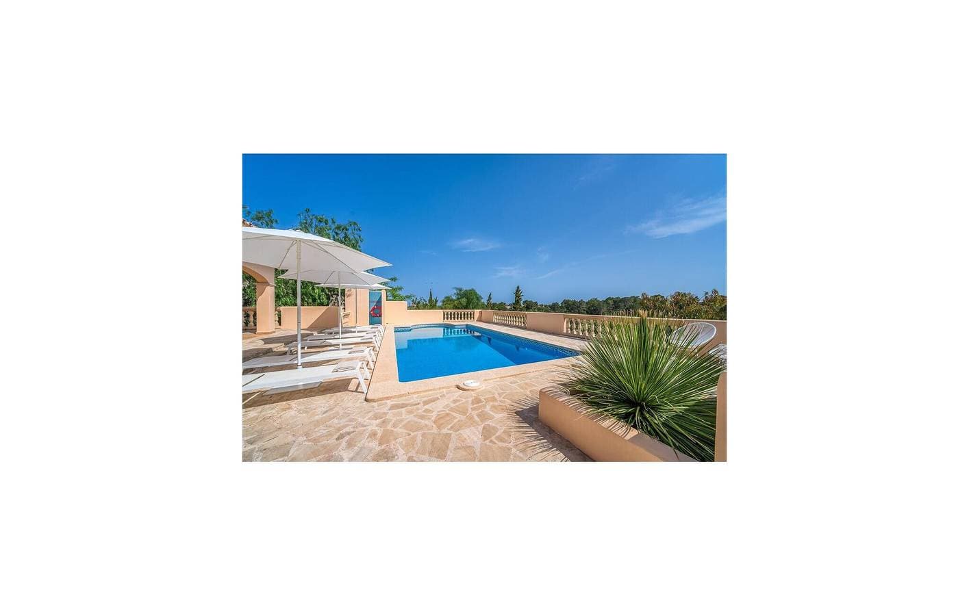 Foto 5 von 37: Rückzugsort mit Meerblick, Pool, Terrasse und Grill