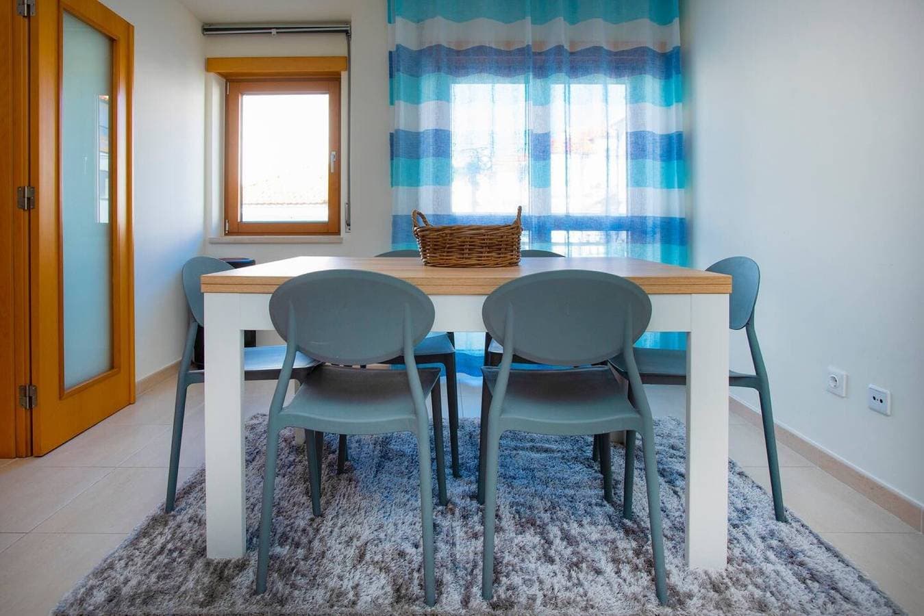 Foto 4 von 32: Ferienwohnung 'Borealis - Nazaré' mit Meerblick, Gemeinschaftsterrasse und WLAN