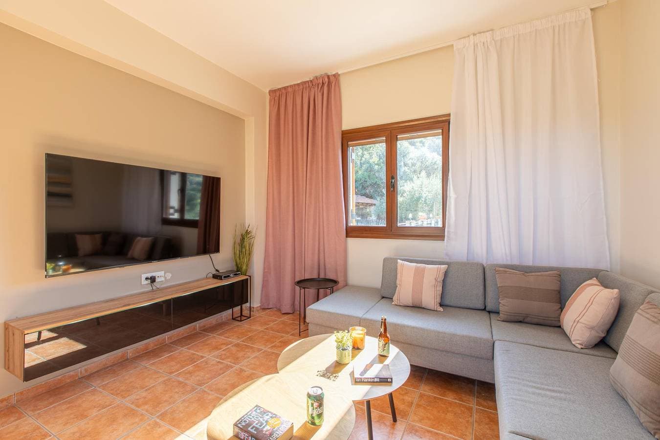 Foto 6 von 47: Villa für 8 Personen mit Kinderpool