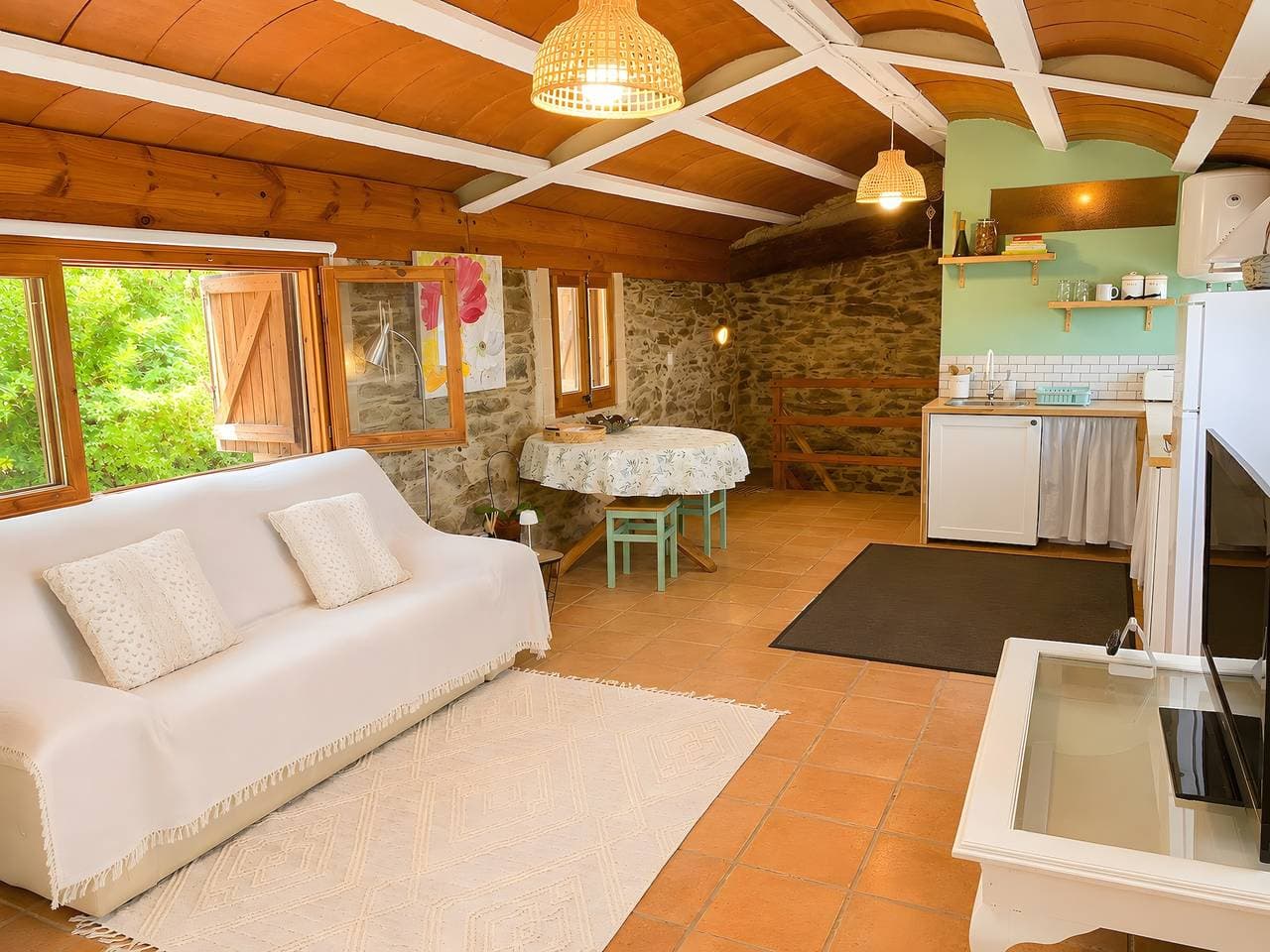 Foto 6 von 13: Les Golfes · Ländliches Loft mit Talblick