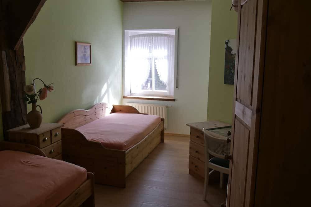 Foto 3 von 10: 4-Sterne  behindertengerechte Nichtraucher-Wohnung; Haustiere auf Anfrage