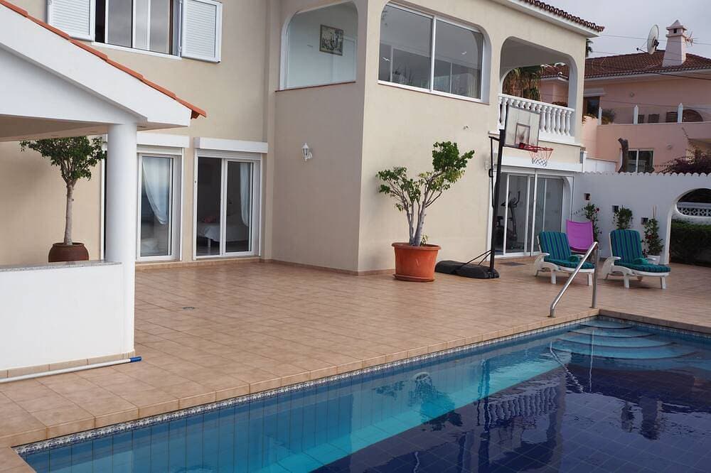 Villa Hibiscus 1