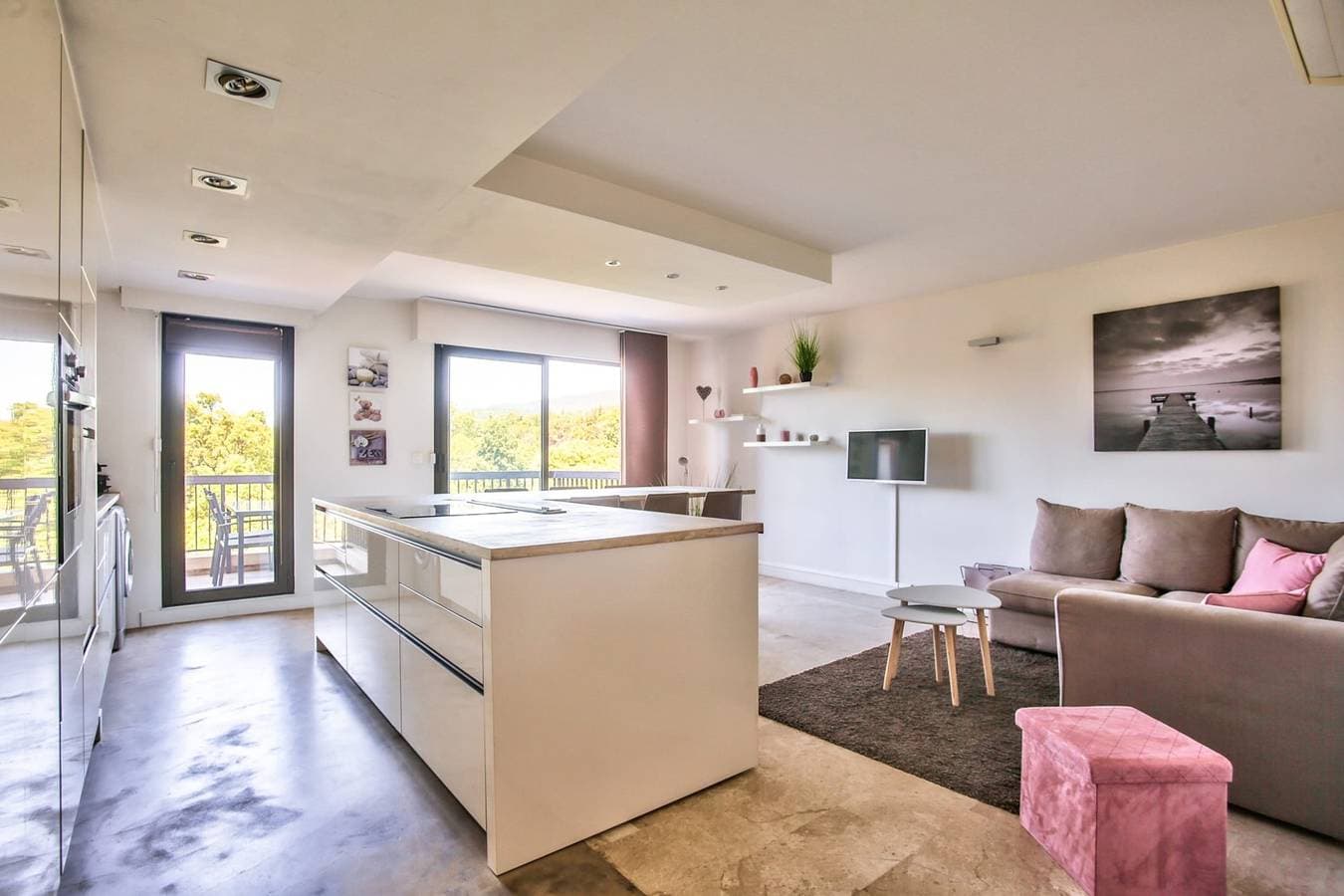 Foto 3 von 20: Ferienwohnung für 4 Personen mit Terrasse
