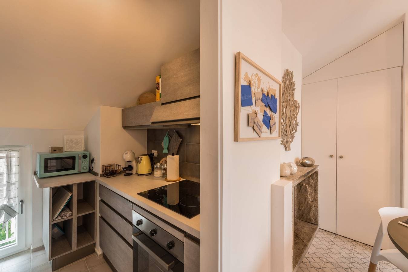 Foto 8 von 26: Ferienwohnung Casa Royale Appartamento Aria mit Seeblick, Bergblick, WLAN, Klimaanlage