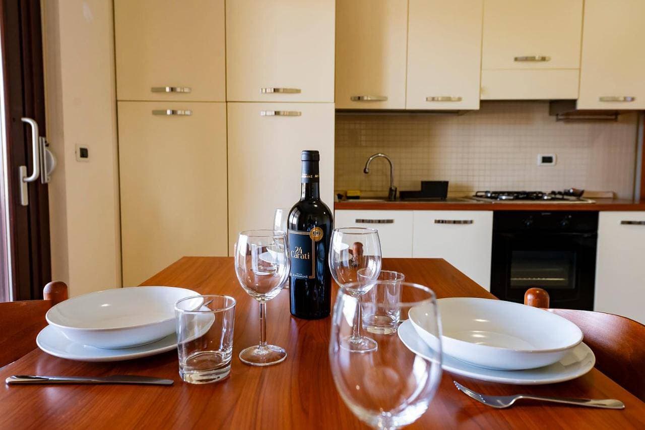 GuestHost - Bright Apartment with Terrace 1
