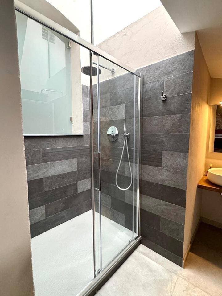 Foto 10 von 10: Deluxe Double Room with Shower