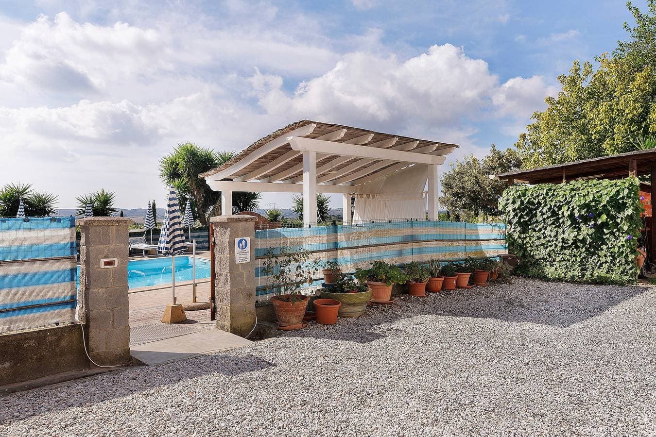 Foto 11 von 33: Zimmer 'Agriturismo Case Nuove - Camera Ste' mit Gemeinschaftspool, WLAN und Klimaanlage