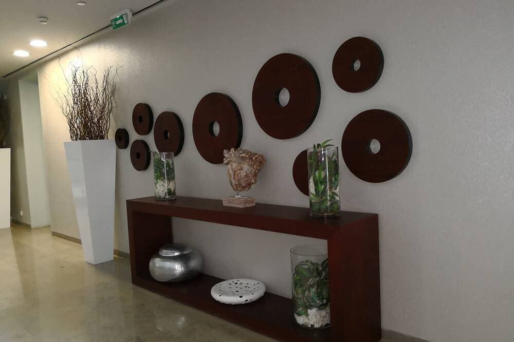 Foto 11 von 30: Studio mit Etagenbett Meerblick in Hotel ****