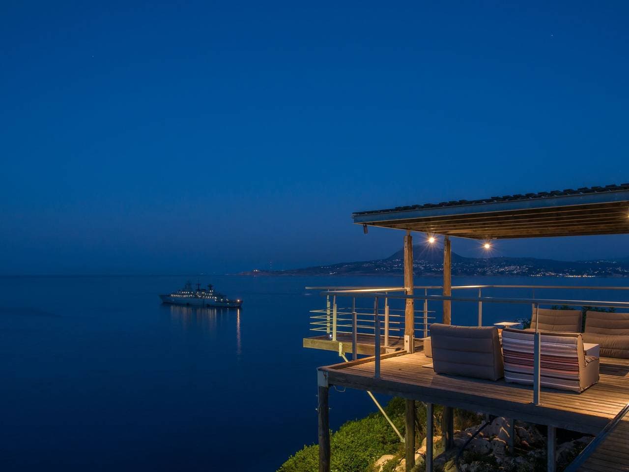 Foto 9 von 27: Anwesen "Olea Prime" mit Infinity-Pool