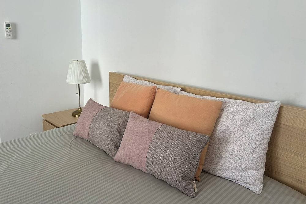 Foto 2 von 17: Apartamento T1 em Quarteira!