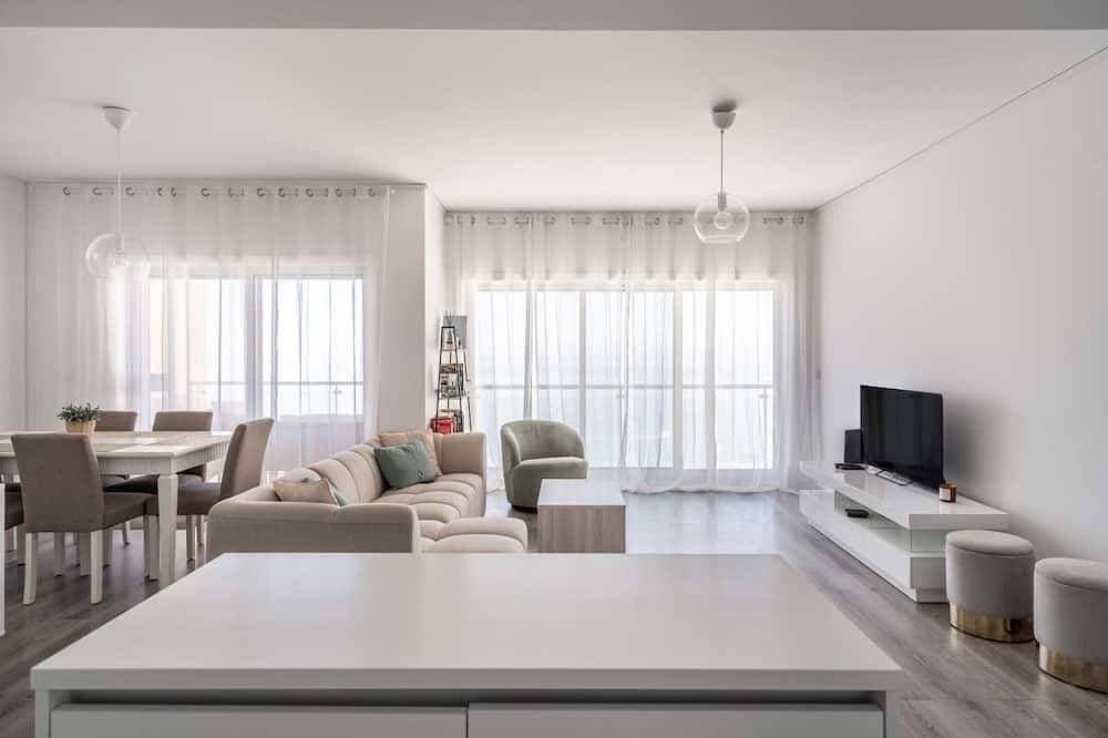 Foto 11 von 27: Janelas de Zimbra Lovely Apt with Pool and Sea View