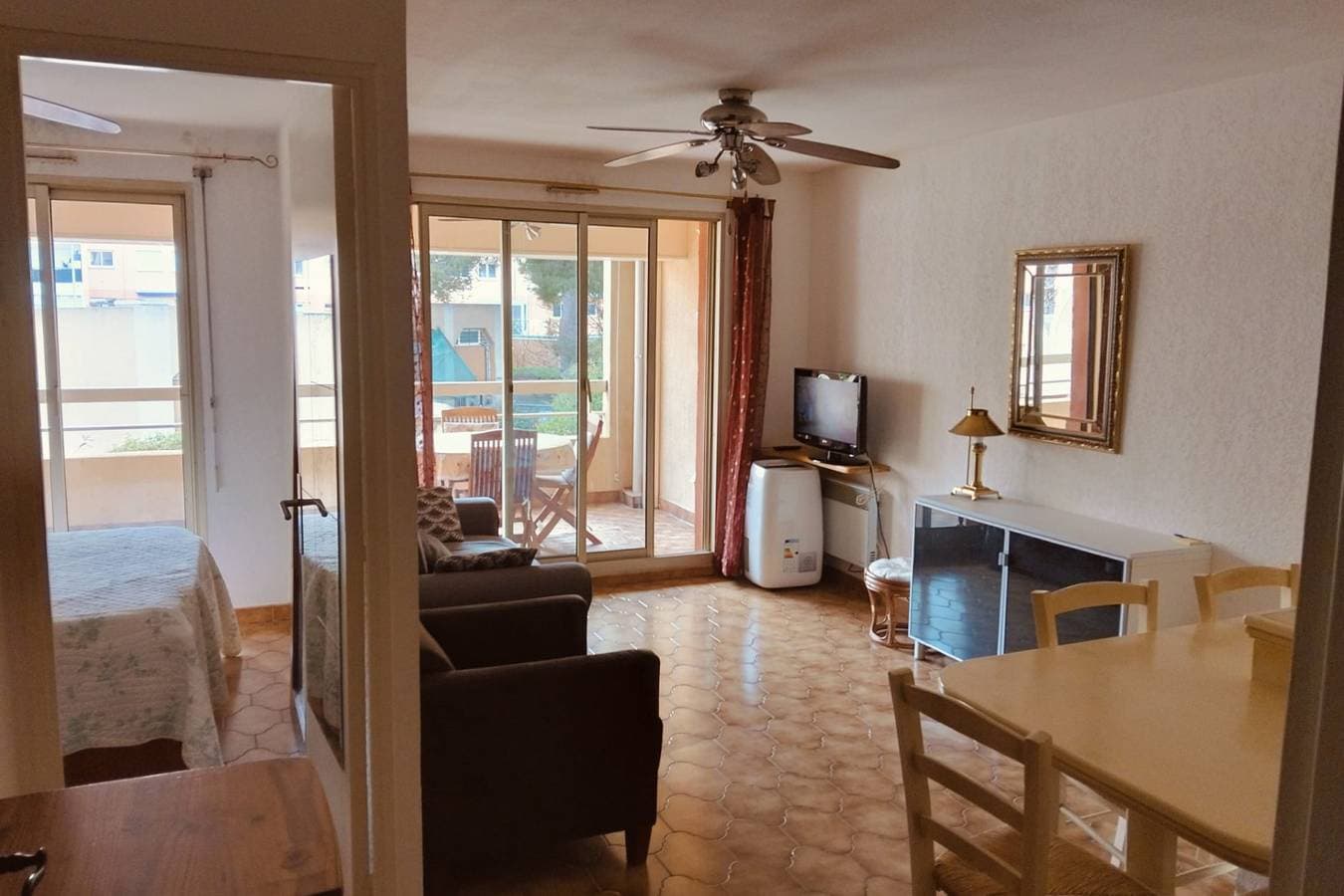 Foto 4 von 11: Ferienwohnung für 4 Personen mit Terrasse