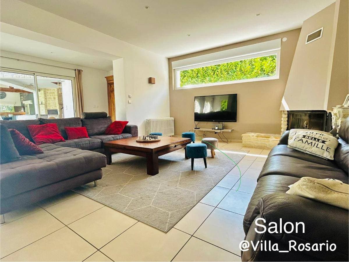 Foto 5 von 41: Five-Bedroom House