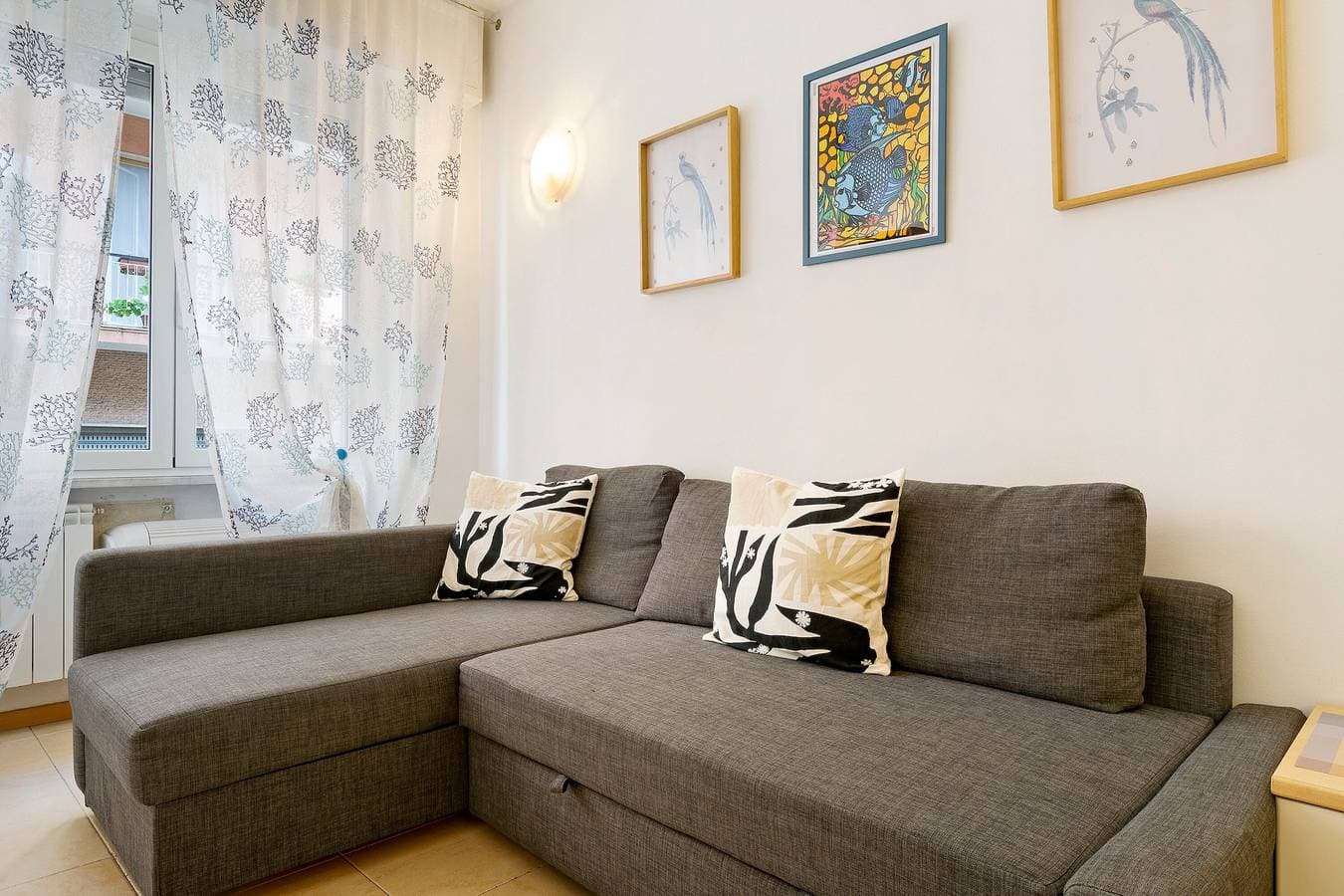 Foto 3 von 32: Appartamento Fontanine House mit WLAN und Klimaanlage