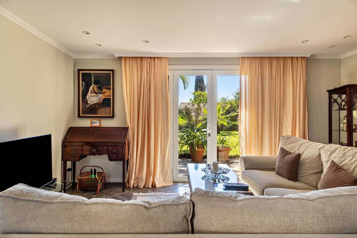 Foto 6 von 28: Ferienwohnung "Villa Echium T1" mit einem Schlafzimmer und Gemeinschaftsgarten