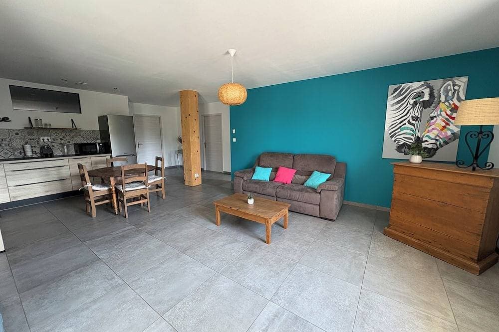 Downstairs villa 80 m2 with individual garden area Ajaccio 1