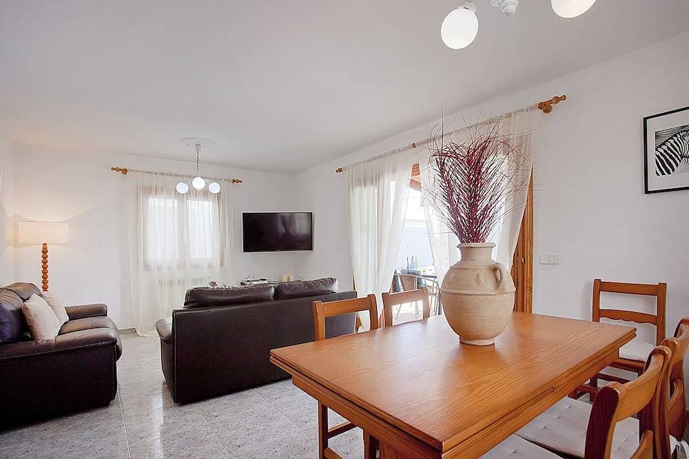 Foto 12 von 28: Haus 300 Meter vom Strand entfernt, mit privatem Pool und WiFi.