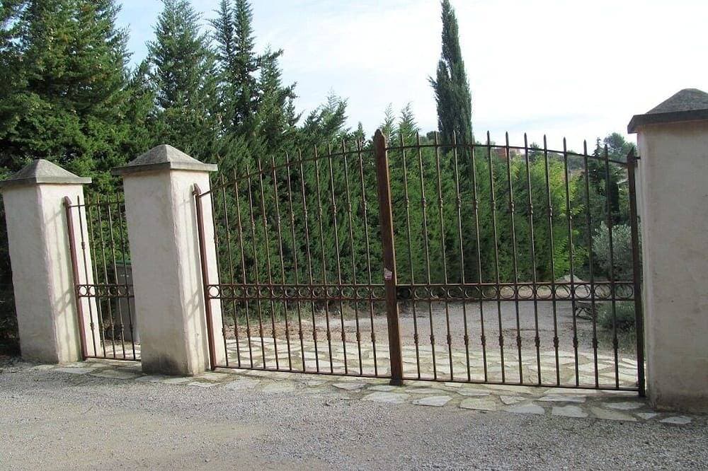 Foto 7 von 16: Maison Provencale Avec Piscine