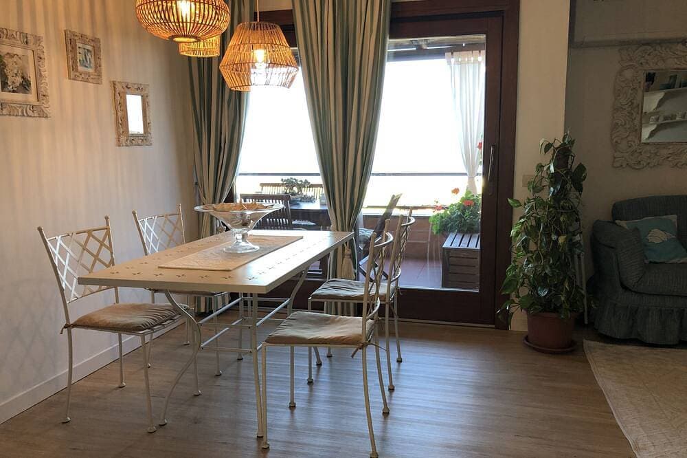 Foto 12 von 30: Ein-Zimmer-Wohnung mit Terrasse und Blick auf das Meer - Costa Smeralda