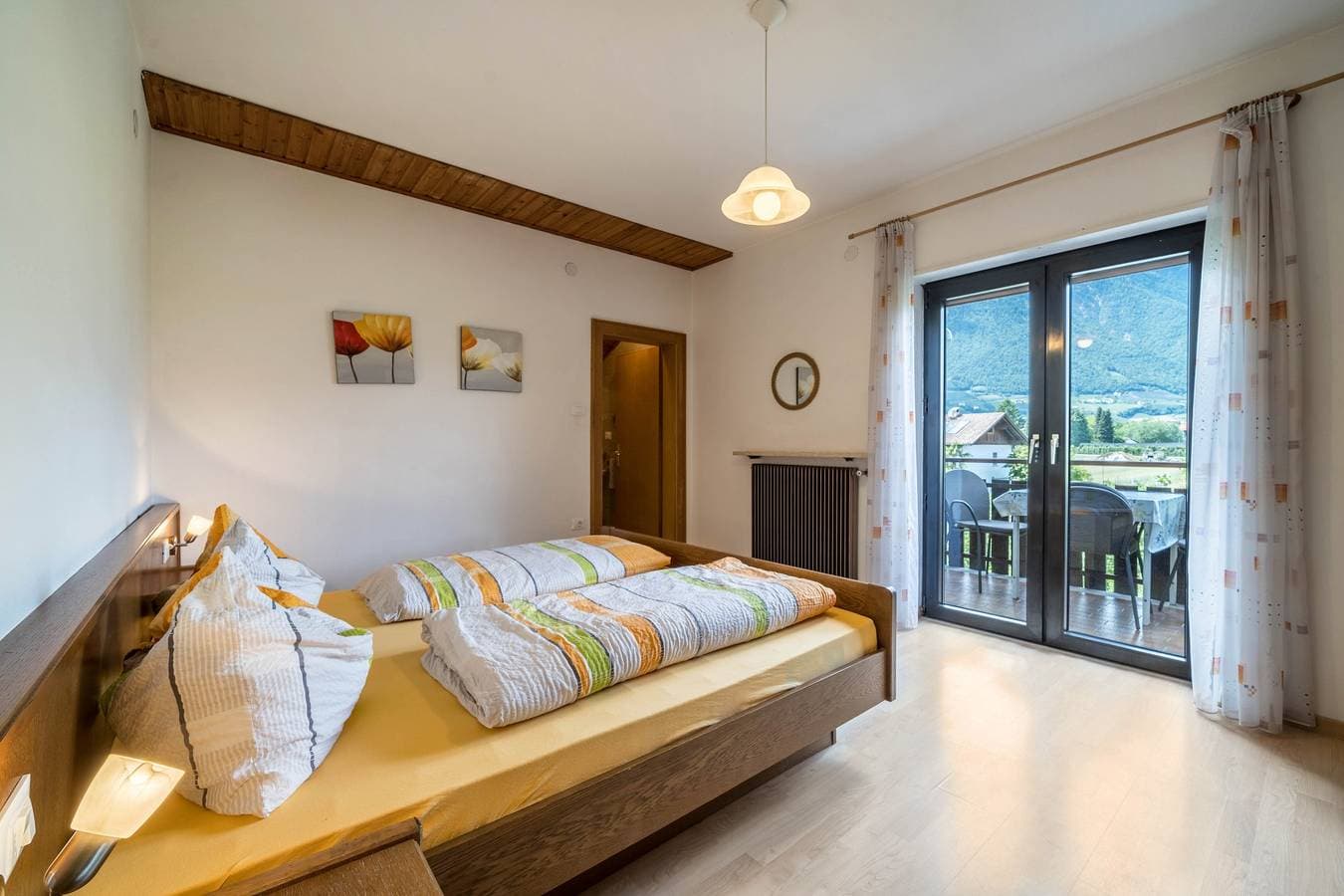 Foto 6 von 13: Ferienwohnung "Mutspitz Leilichhof" mit Bergblick, WLAN, Balkon & Garten