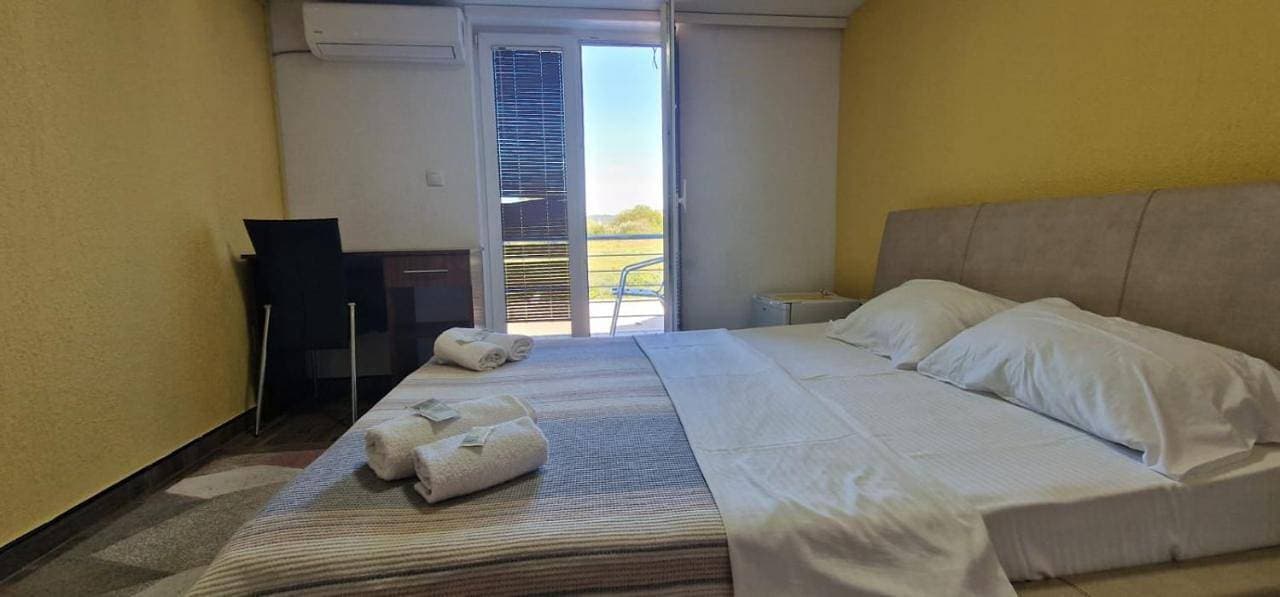 Foto 4 von 9: Large Double Room