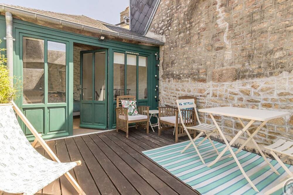 Charmantes Duplex mit privater Terrasse im Herzen von Avranches 1